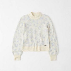 Abercrombie & Fitch Mock Neck Cable Sweater in cream leopard